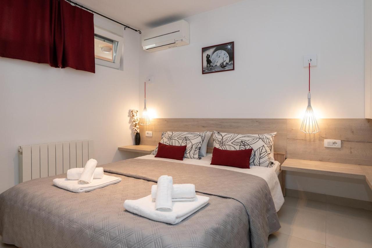 Apartment Tula Sibenik Exterior photo